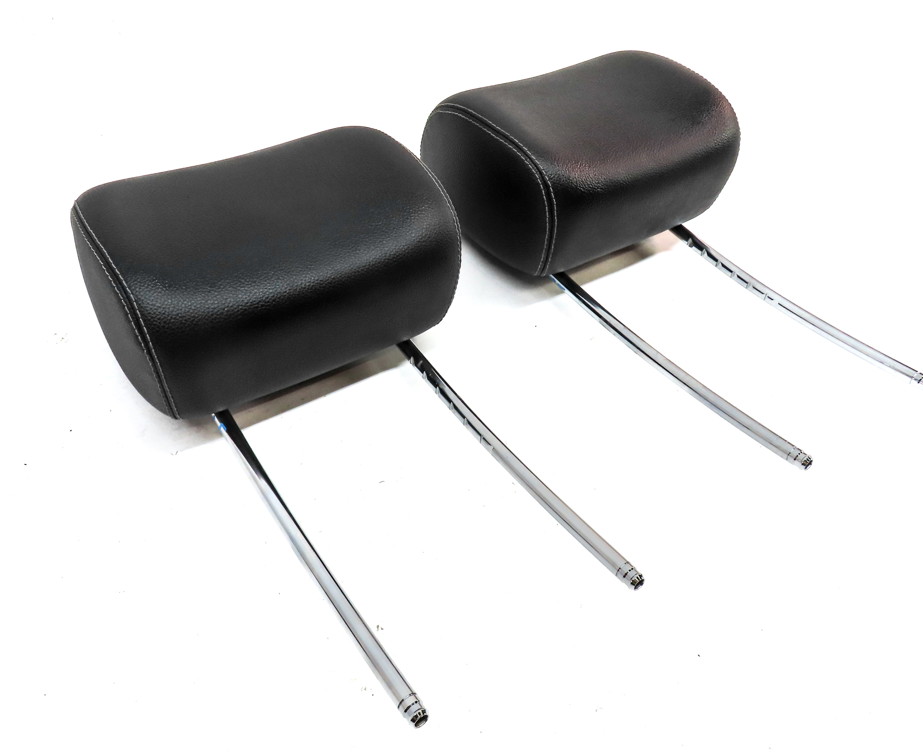 06-10 MERCEDES ML R CLASS LEFT DRIVER & RIGHT PASSENGER HEADREST SET/2 (Black) — exact item pictured